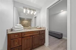 12150 McGregor Blvd, Fort Myers, FL 33919 - Photo 27