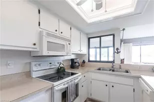 5665 Trailwinds Dr, Fort Myers, FL 33907 - Photo 5