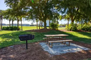 8056 Queen Palm Ln, Fort Myers, FL 33966 - Photo 17