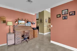 621 NW 28th Terrace, Cape Coral, FL 33993 - Photo 11
