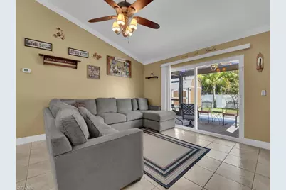 621 NW 28th Ter, Cape Coral, FL 33993 - Photo 5