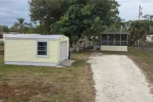 18341 Palm Creek Dr, North Fort Myers, FL 33917 - Photo 3