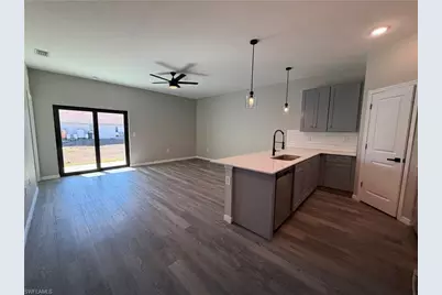 5207 30th St SW, Lehigh Acres, FL 33973 - Photo 3