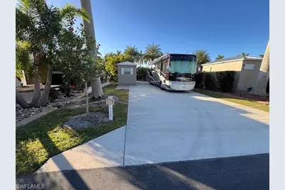 10342 Prairie Iris Trl, Fort Myers, FL 33905 - Photo 1