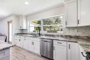 13856 Lazy Ln, Fort Myers, FL 33905 - Photo 11