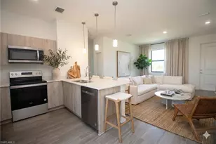 8048 Sherwood Cir, Labelle, FL 33935 - Photo 3