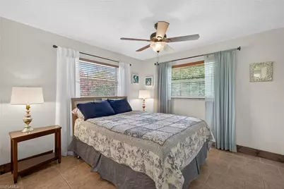 708 El Dorado Pkwy E, Cape Coral, FL 33904 - Photo 15