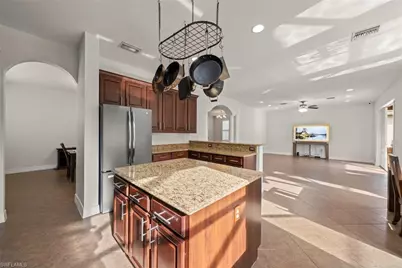 11260 Sparkleberry Dr, Fort Myers, FL 33913 - Photo 11