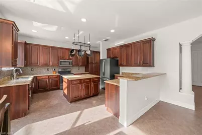 11260 Sparkleberry Dr, Fort Myers, FL 33913 - Photo 13