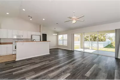 2428 NE 1st Ave, Cape Coral, FL 33909 - Photo 15