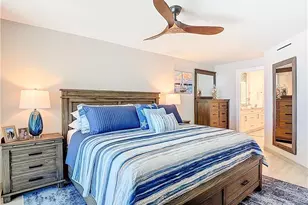 10851 Gulf Shore Dr, Naples, FL 34108 - Photo 25