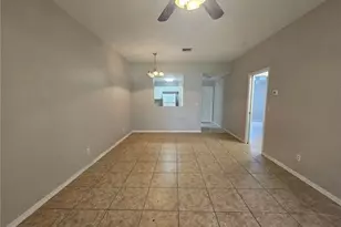 509 SE 6th Pl, Cape Coral, FL 33990 - Photo 5