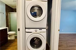 9303 Lennox Ln, Fort Myers, FL 33919 - Photo 9