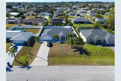 1116 SW 8th Ct, Cape Coral, FL 33991 - Photo 25