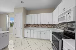 2306 Bainmar Dr, Lehigh Acres, FL 33973 - Photo 11