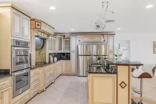 6343 Mark Ln, Fort Myers, FL 33966 - Photo 13