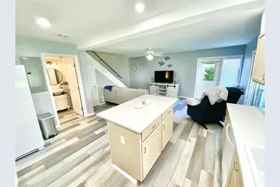 3338 Ottawa Cir #2, Fort Myers, FL 33907 - Photo 5