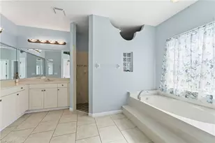 810 NW 36th Ave, Cape Coral, FL 33993 - Photo 7