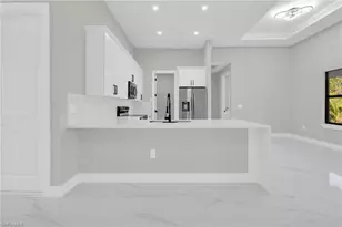 947 Gable St, Lehigh Acres, FL 33974 - Photo 9