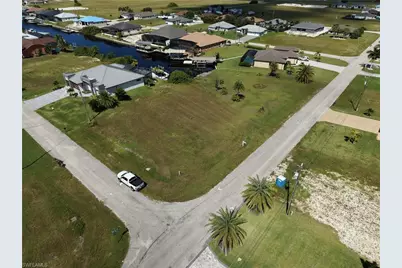 516 NW 33rd Ave, Cape Coral, FL 33993 - Photo 17