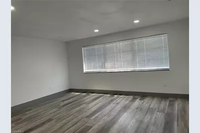 944 Country Club Blvd, Cape Coral, FL 33990 - Photo 9