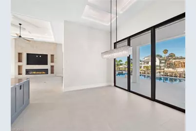 111 Montrose Dr, Fort Myers, FL 33919 - Photo 31