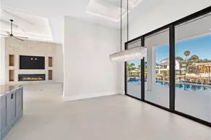 111 Montrose Dr, Fort Myers, FL 33919 - Photo 31