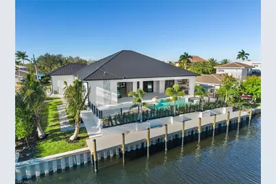 111 Montrose Dr, Fort Myers, FL 33919 - Photo 49