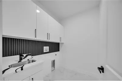 4622 Hanna Ave N, Lehigh Acres, FL 33971 - Photo 9