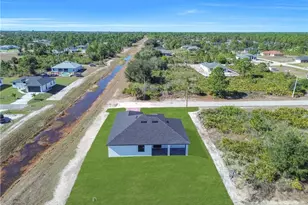 4622 Hanna Ave N, Lehigh Acres, FL 33971 - Photo 41