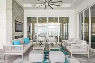 19053 WildBlue Blvd, Fort Myers, FL 33913 - Photo 9