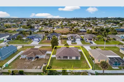 1203 SW 11th Pl, Cape Coral, FL 33991 - Photo 35