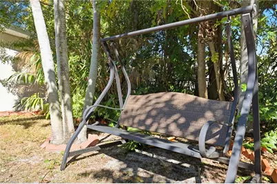 1432 Windsor Ct, Cape Coral, FL 33904 - Photo 29