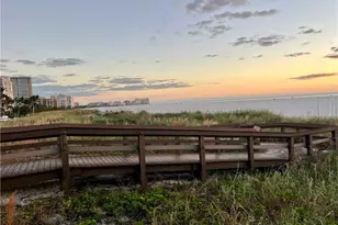 220 Seaview Ct, Marco Island, FL 34145 - Photo 25