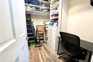 220 Seaview Ct, Marco Island, FL 34145 - Photo 17