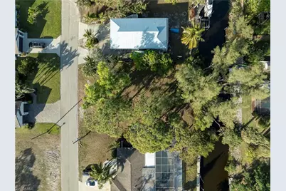 27290 J C Ln, Bonita Springs, FL 34135 - Photo 3