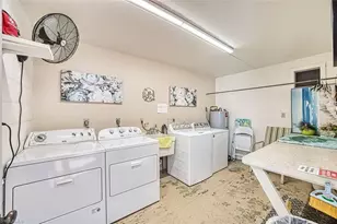 1624 Pine Valley Dr, Fort Myers, FL 33907 - Photo 25