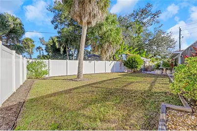 22302 New York Ave, Port Charlotte, FL 33952 - Photo 33