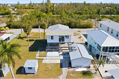 2661 Bamboo St, Saint James City, FL 33956 - Photo 9