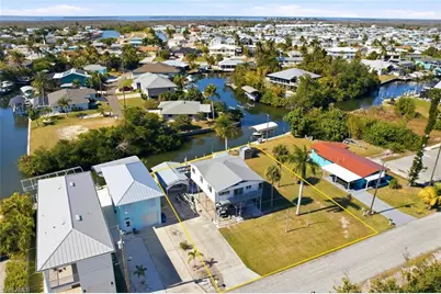 2661 Bamboo St, Saint James City, FL 33956 - Photo 5