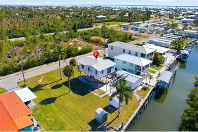 2661 Bamboo St, Saint James City, FL 33956 - Photo 11