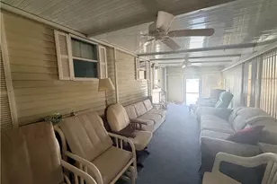 318 Fountainview Blvd, North Fort Myers, FL 33903 - Photo 5