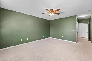 2540 SW 9th Pl, Cape Coral, FL 33914 - Photo 13