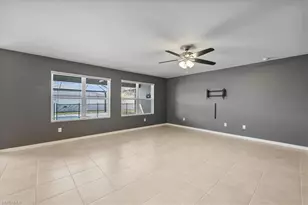 2540 SW 9th Pl, Cape Coral, FL 33914 - Photo 9