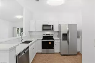 15401 Bellamar Cir, Fort Myers, FL 33908 - Photo 3