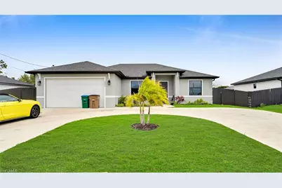 221 Chiquita Blvd N, Cape Coral, FL 33993 - Photo 1