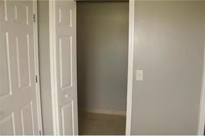 703 SE 8th Ter, Cape Coral, FL 33990 - Photo 7