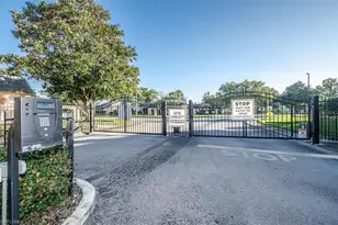 4232 Tamargo Dr, New Port Richey, FL 34652 - Photo 17