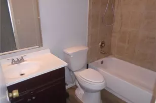 8265 Beacon Blvd, Fort Myers, FL 33907 - Photo 7