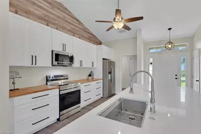 419 NW 3rd St, Cape Coral, FL 33993 - Photo 3